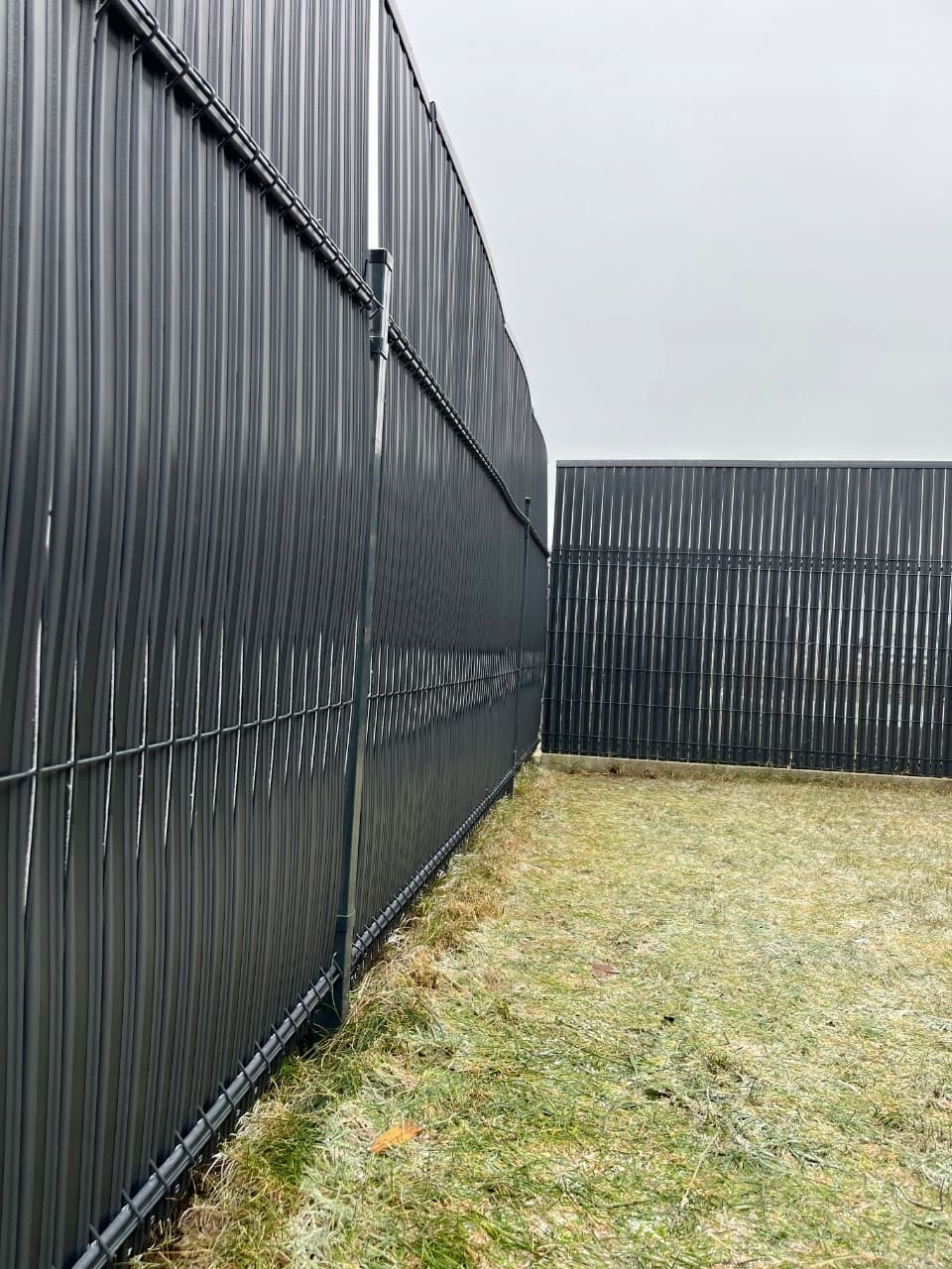 Realizacja ogrodzenia - Antracyt