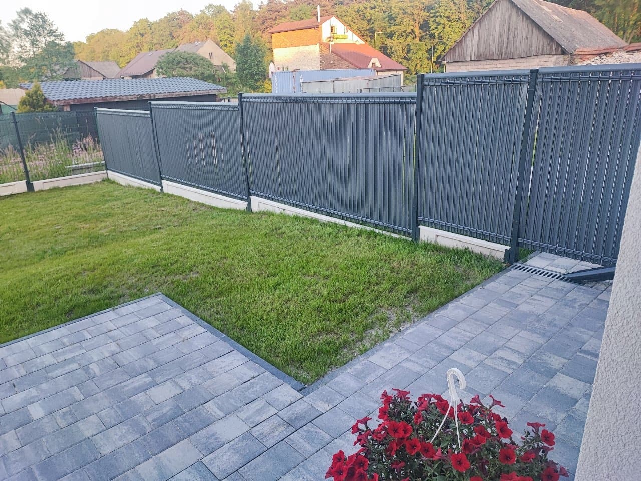 Realizacja ogrodzenia - Antracyt
